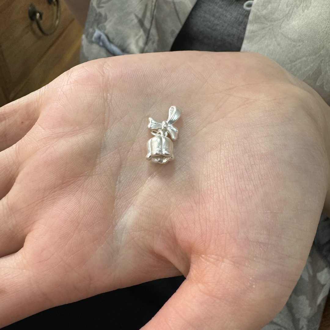 九乐 吊坠足银 999古法蝴蝶结铃兰花吊坠