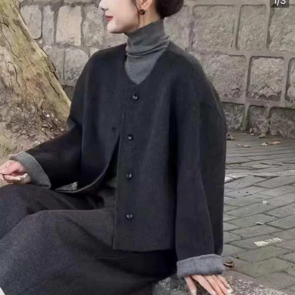 100%双面羊毛大衣女炭灰色圆领短款单排扣宽松羊毛呢外套