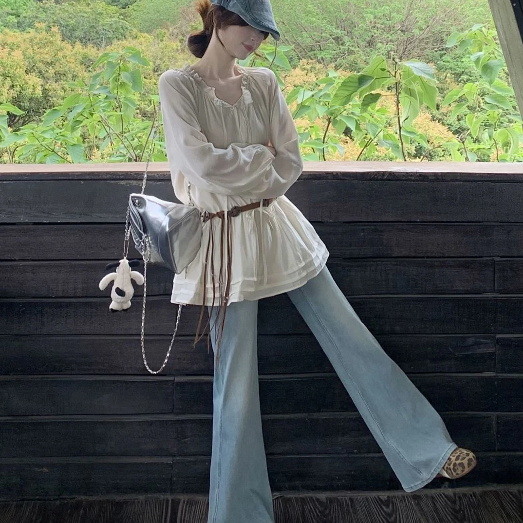 设计感木耳边花边领灯笼袖衬衫衬衣女夏季新款法式收腰上衣度假风