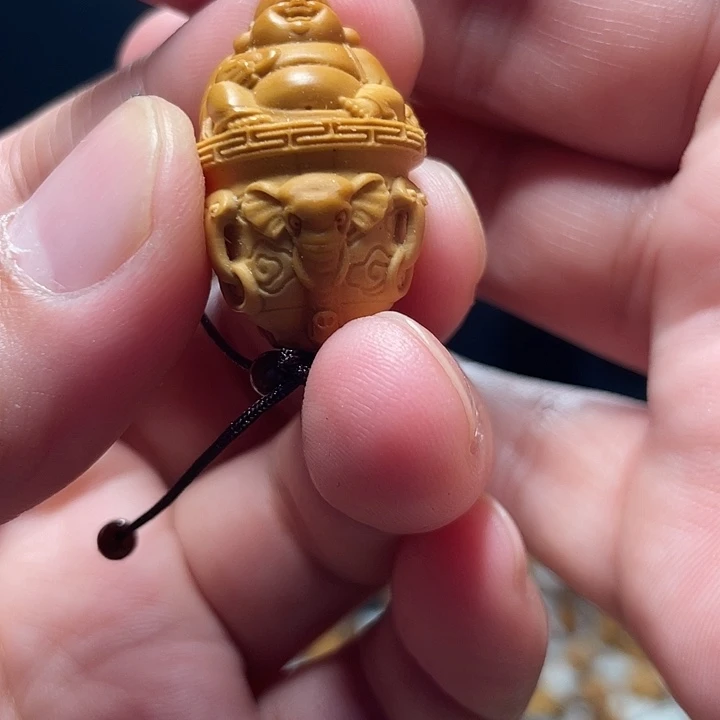 橄榄核吊坠橄榄核