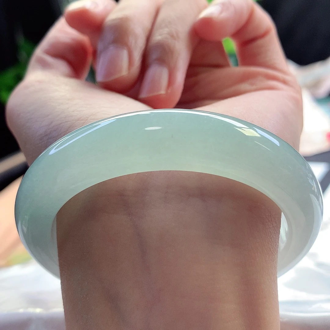 未镶嵌手镯翡翠55圈口冰透晴绿底嘎嘎冰17号