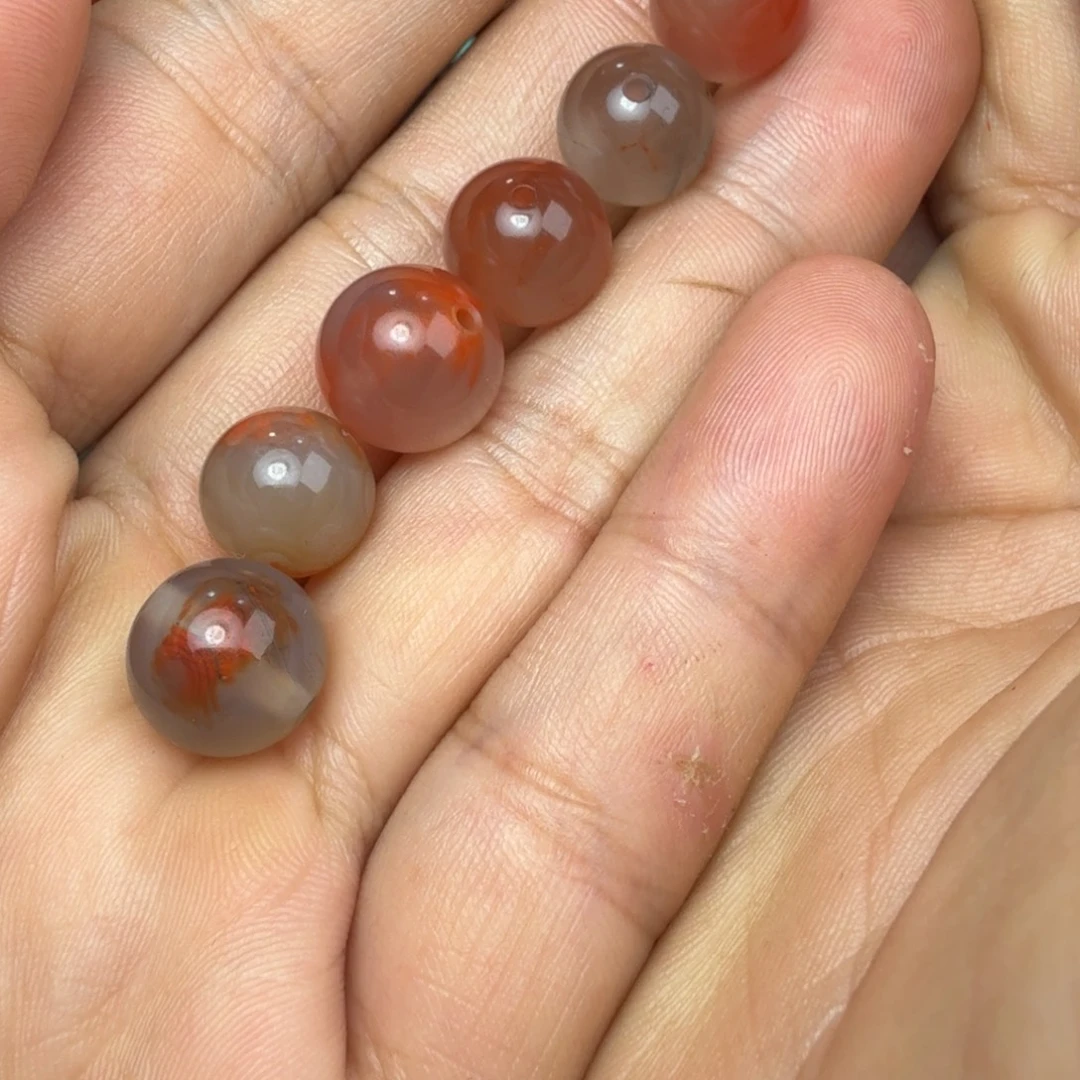 颈饰未镶嵌南红玛瑙