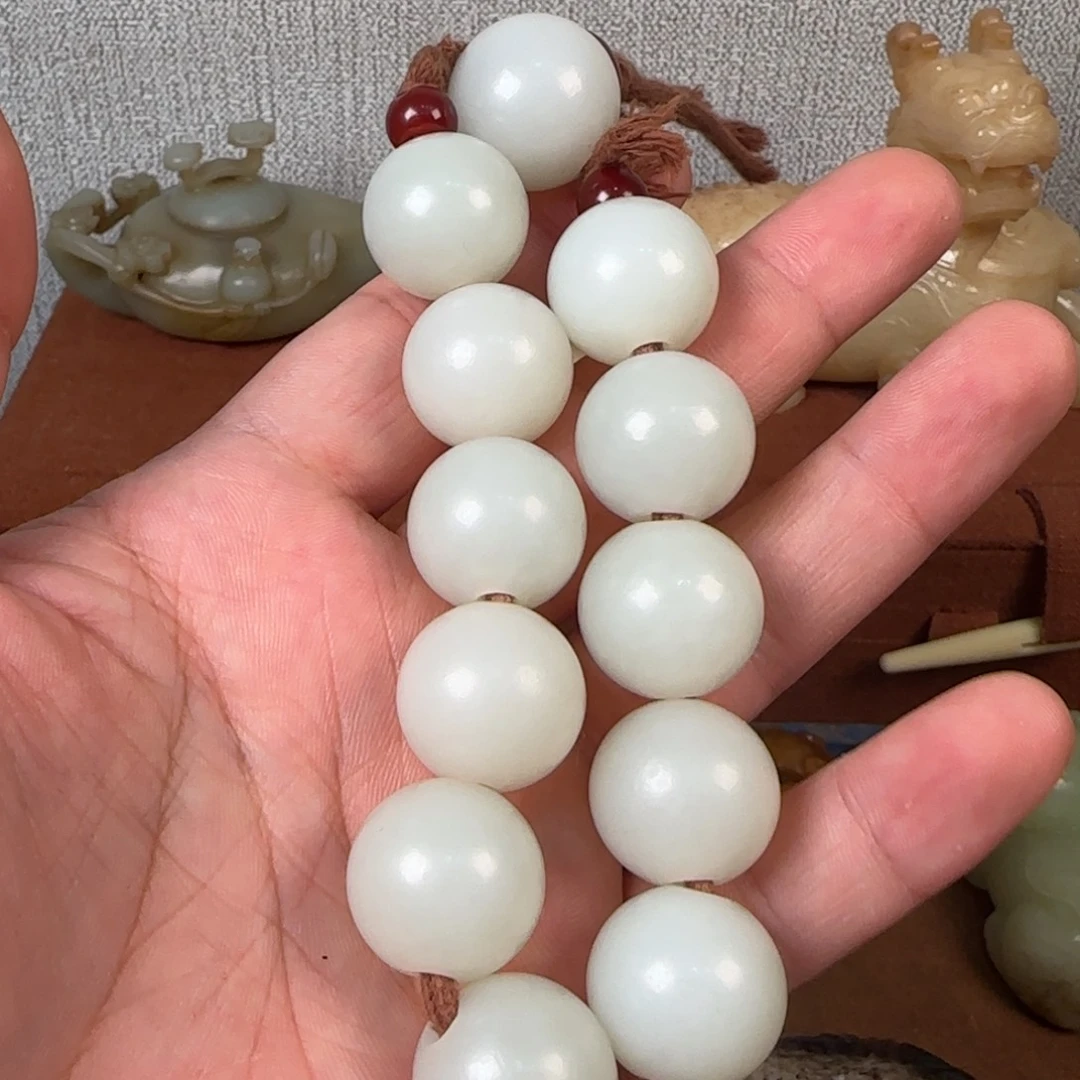 李***）非常精美的脖挂件