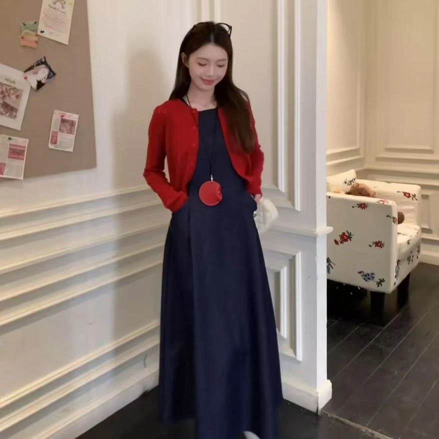 复古坎肩牛仔背心裙女2025新款秋季红色防晒针织衫连衣裙两件套装