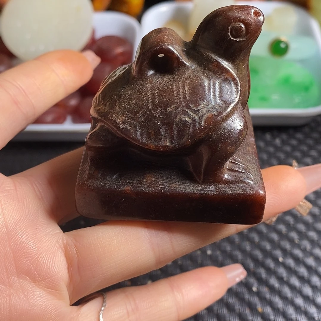 岫玉未镶嵌珠宝奇石