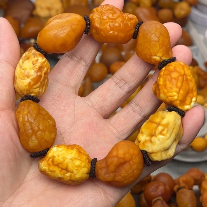 琥珀未镶嵌裸石天然蜜蜡手串