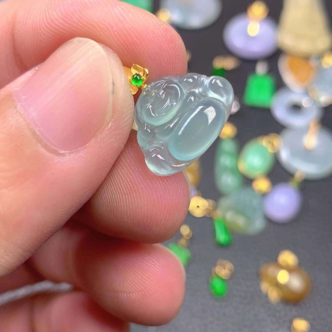 【闪购商品】颈饰18K金镶嵌翡翠翡翠