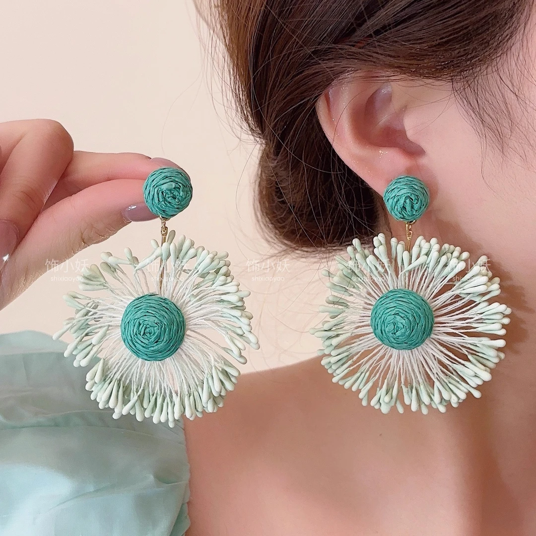 非金属布艺耳饰 手工编织森系花朵耳环女 度假氛围感百搭夸张耳钉