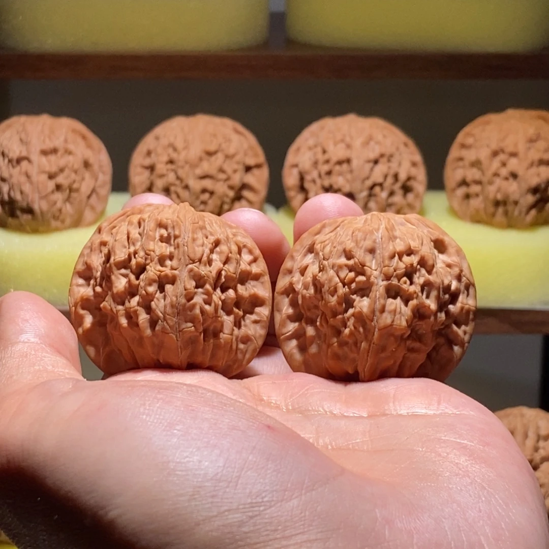 觊***觎文玩核桃吊坠全品39➕尺磨盘红皮山地精品对hope2041