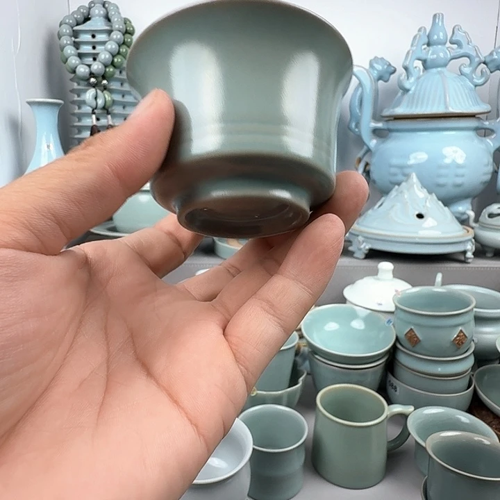 仿古小马蹄杯汝瓷