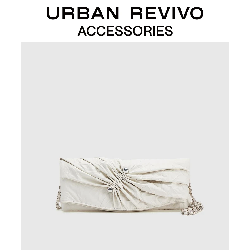 URBAN REVIVO2025春季新款女士金属饰褶皱斜挎手抓包UAWB50050