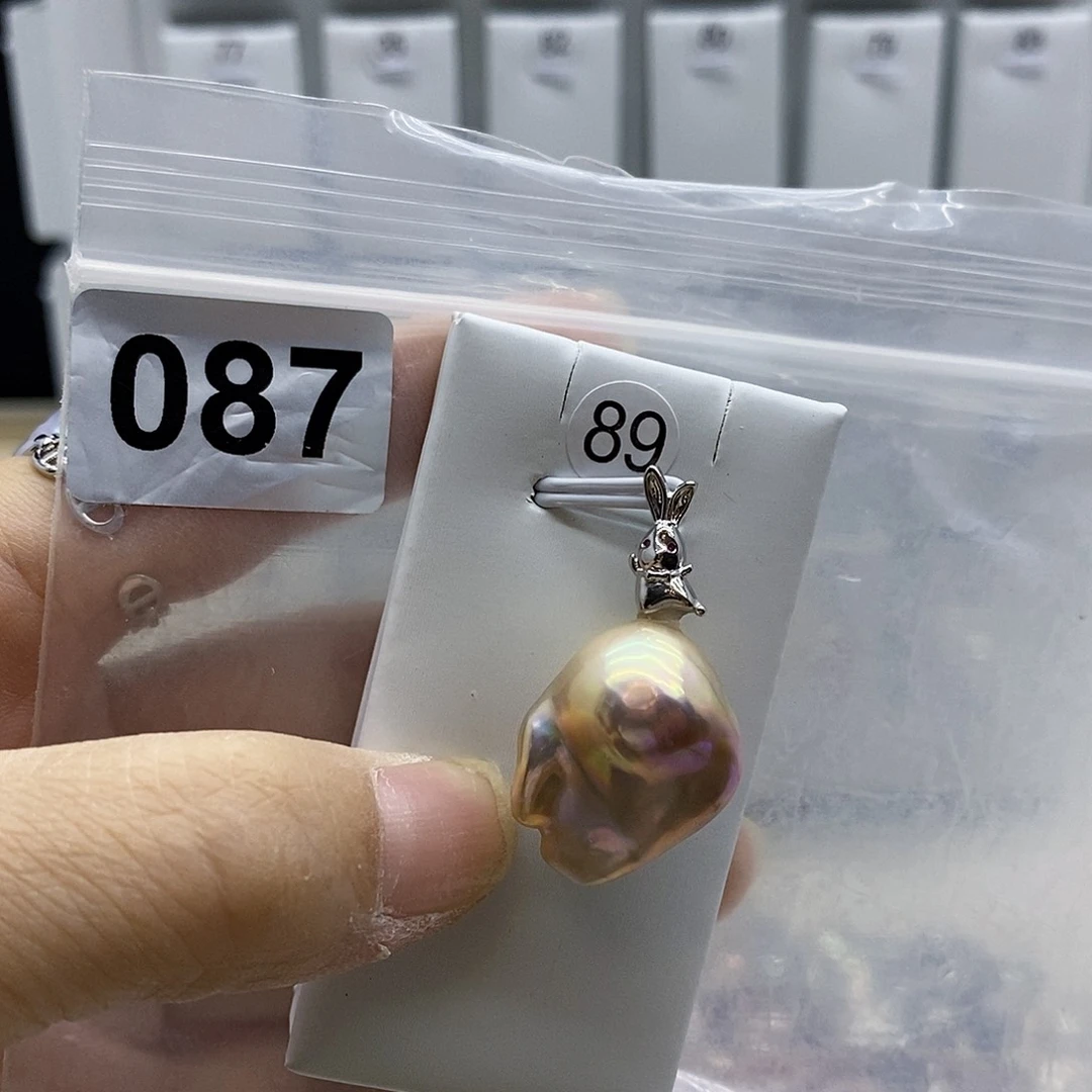 合金耳饰淡水珍珠