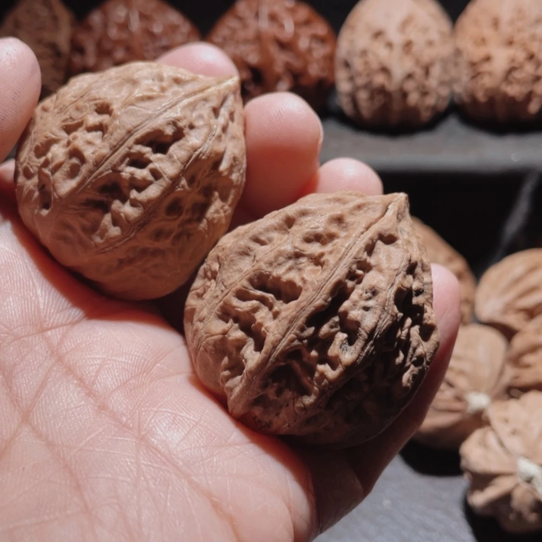 【闪购商品】文玩核桃把件越**勇东北楸子51