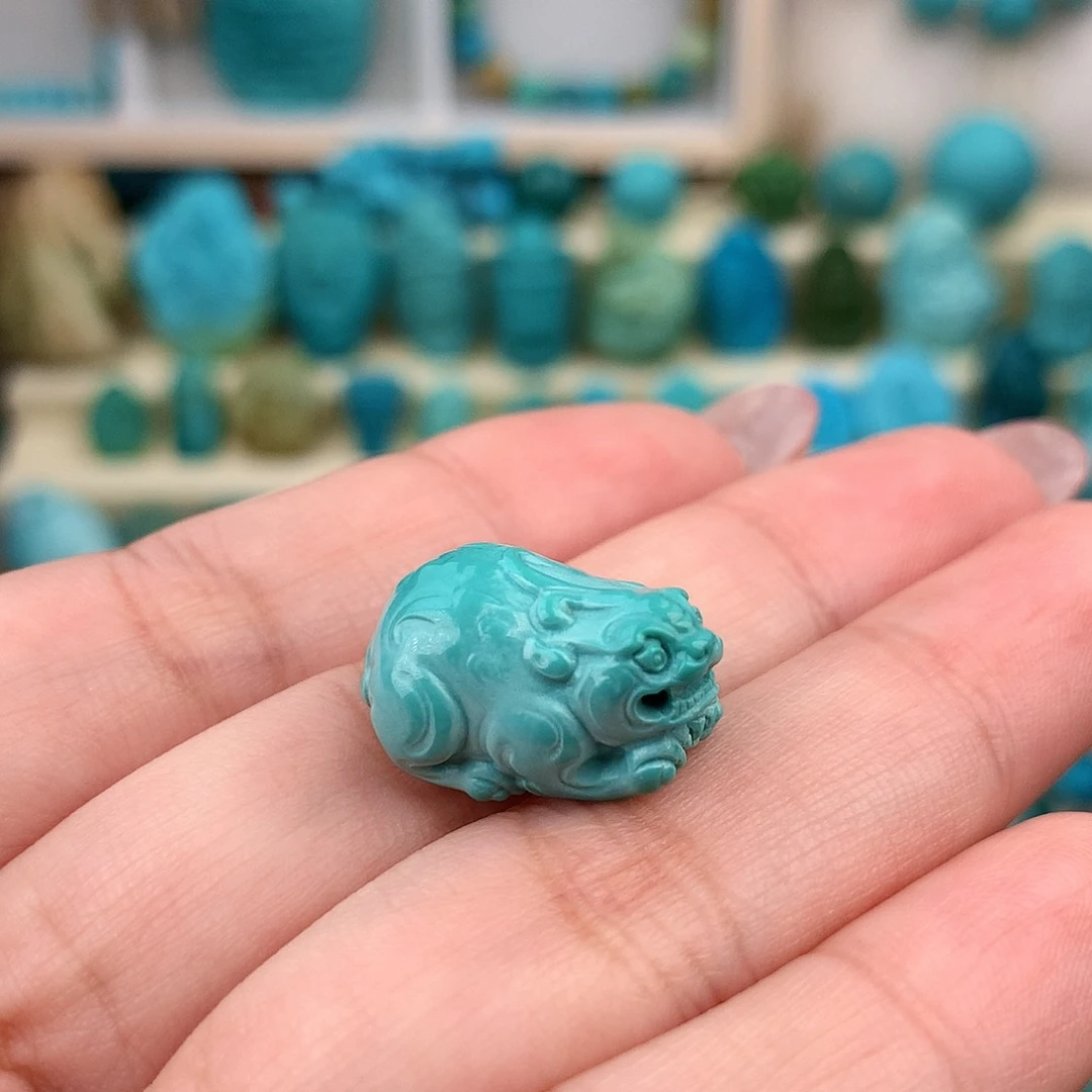 未镶嵌绿松石珠宝奇石