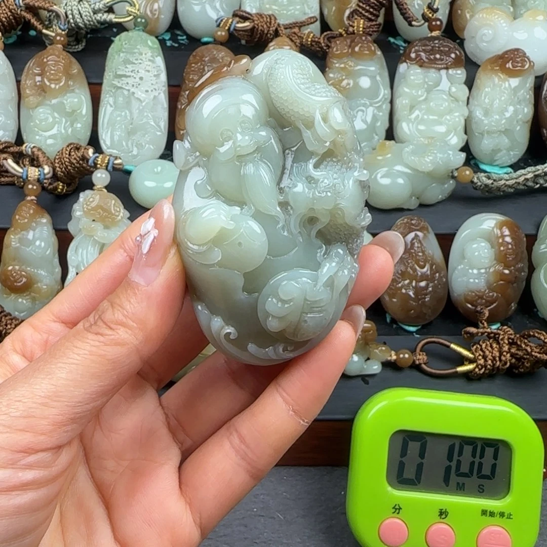 和田玉挂件未镶嵌伟*