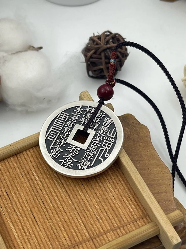 吊坠足银 精工山鬼花钱浮雕吊坠个性经典大气实心男女款