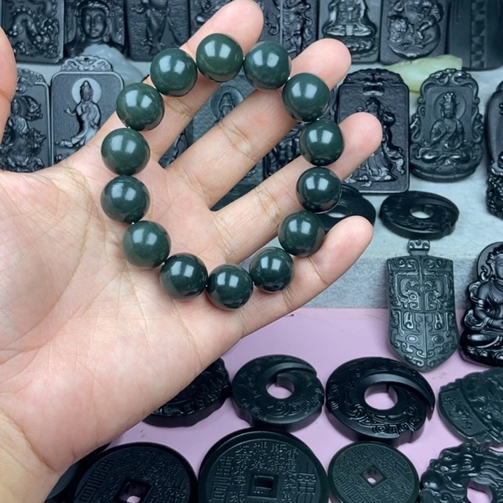 颈饰未镶嵌和田玉付*生