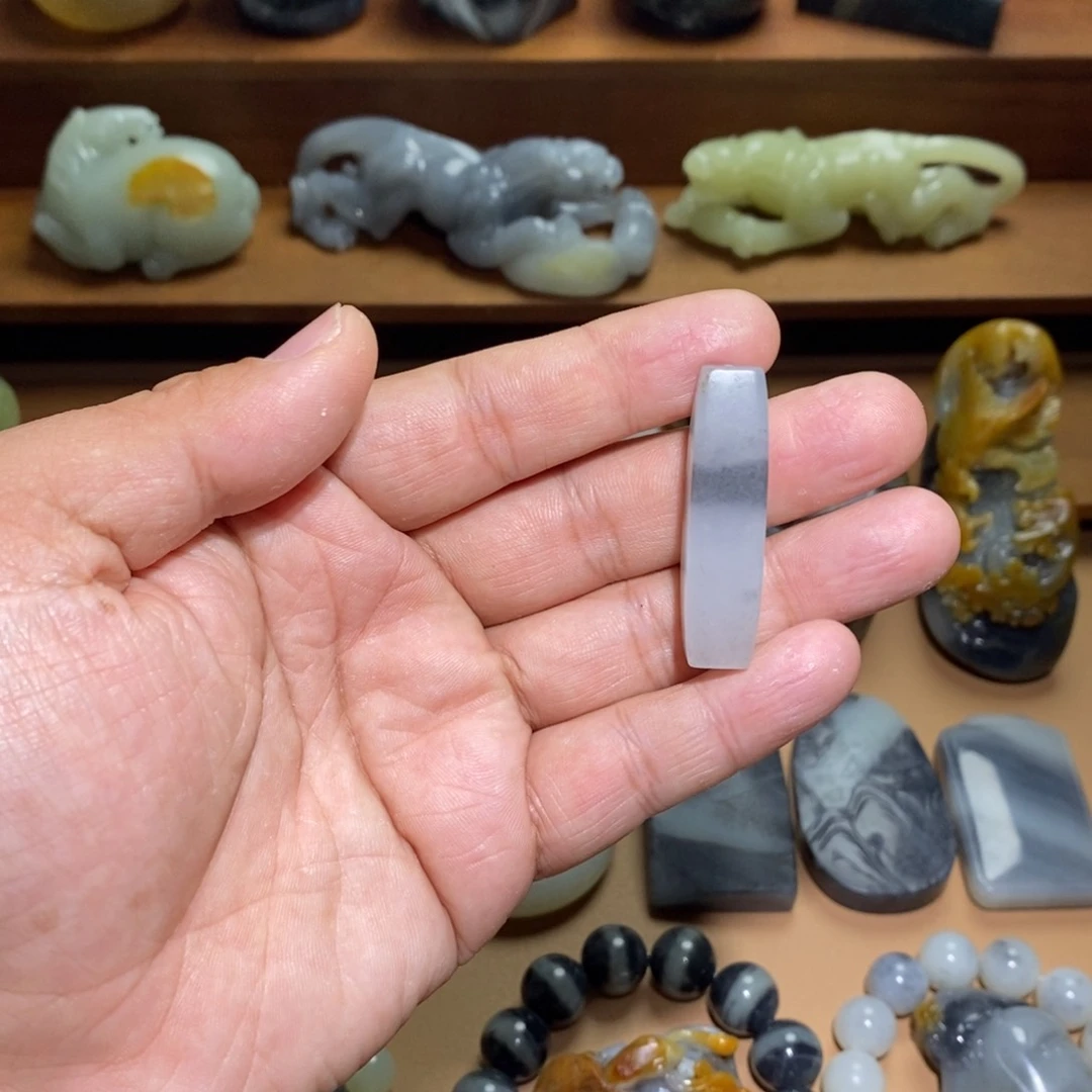 未镶嵌和田玉挂件