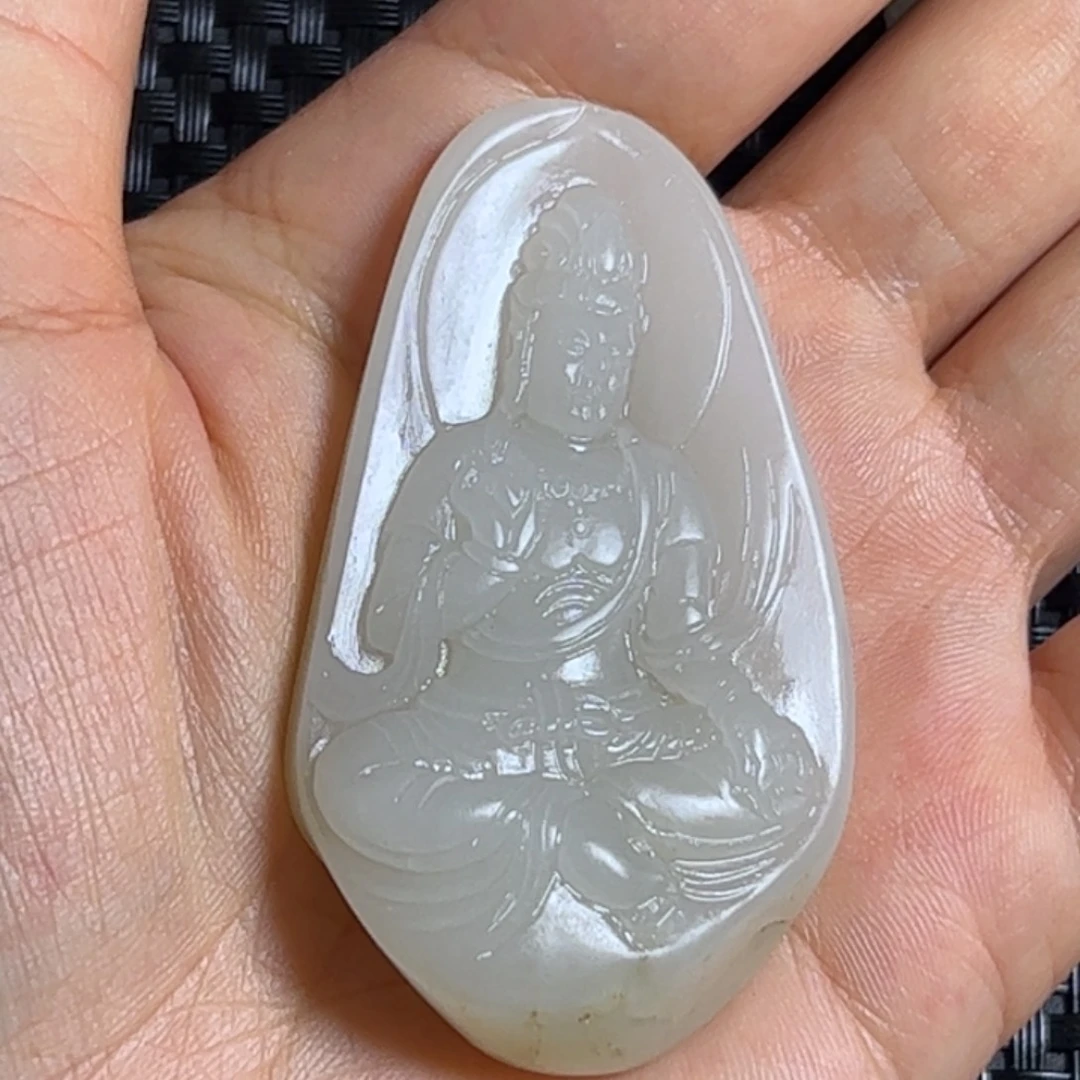 和田玉未镶嵌颈饰辛*