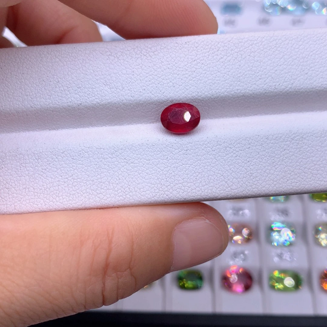 红宝石裸石未镶嵌单托