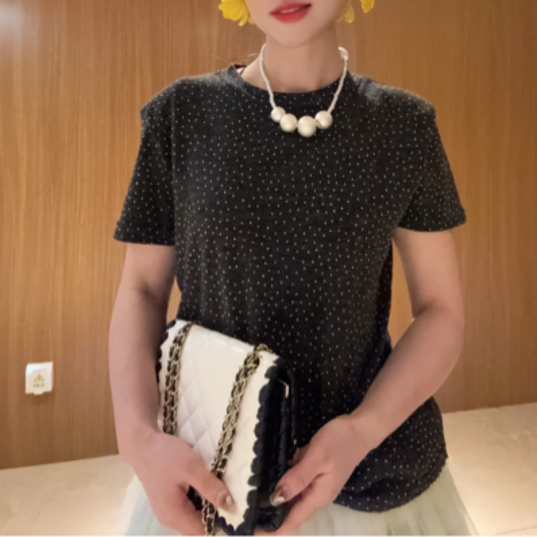 【满天星】带钻简约时尚垫肩t恤女春季新款