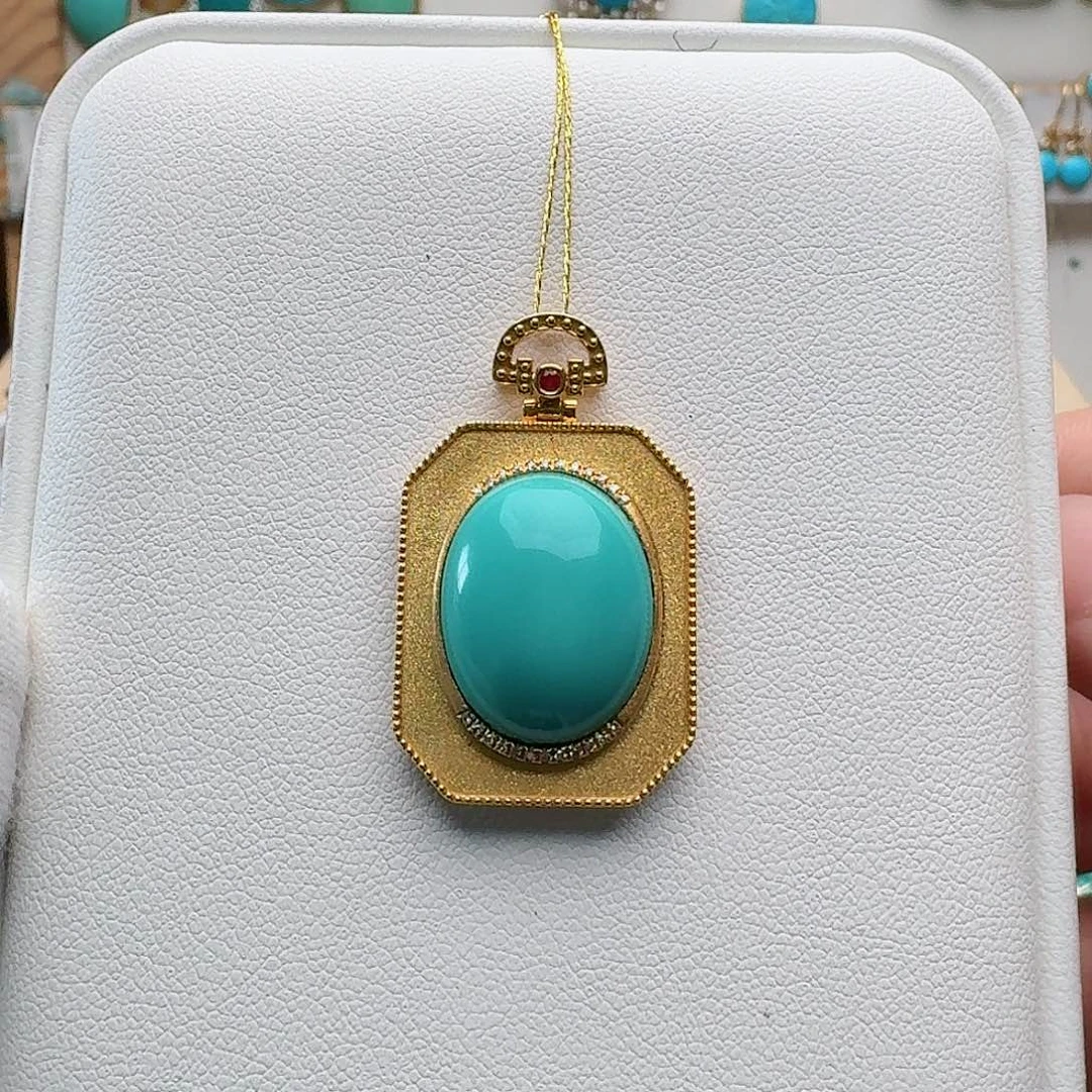 绿松石18K金镶嵌颈饰