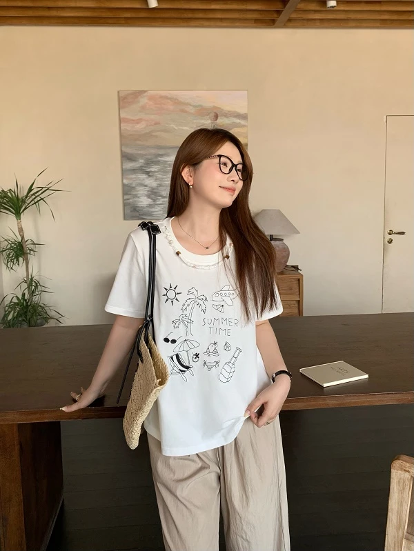 现货8781X大婉酱肉肉微胖定制【海岛日记】链条装饰绣花设计上衣