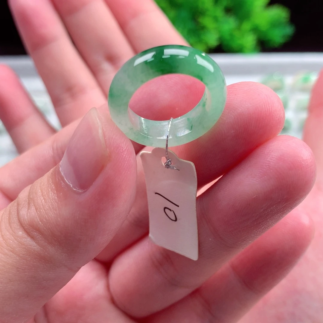 未镶嵌戒指翡翠天然