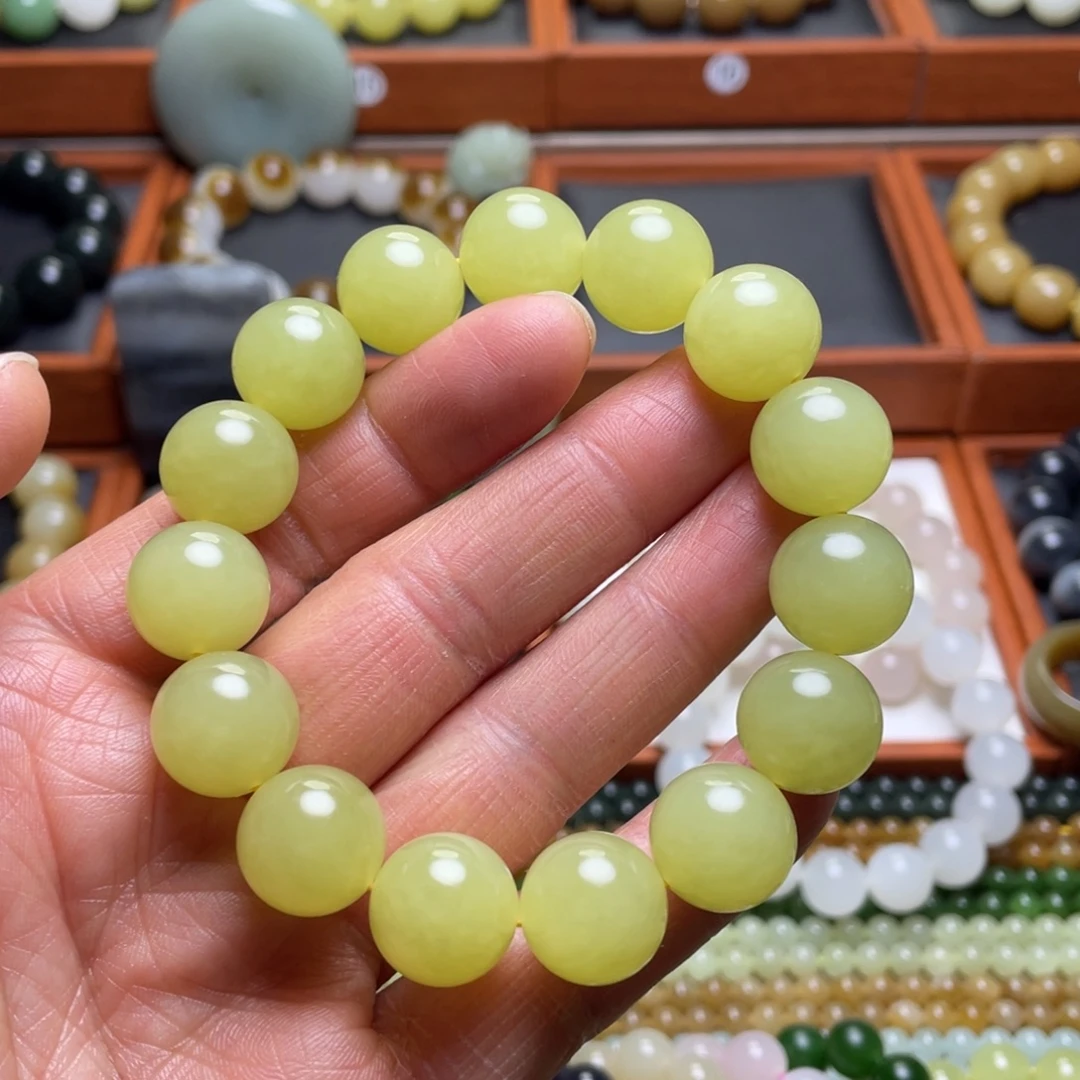 和田玉未镶嵌手串