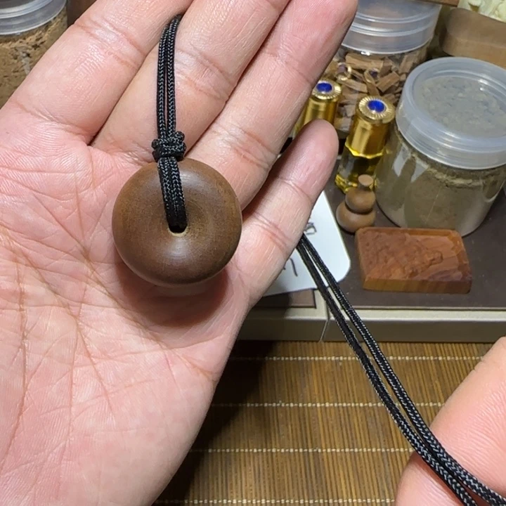 檀香木其他老山檀香3.0平安扣