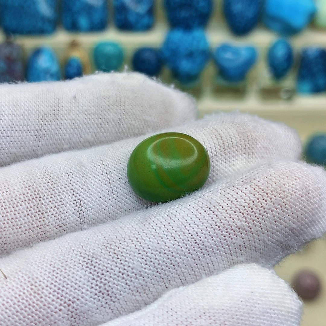 绿松石未镶嵌三彩随行