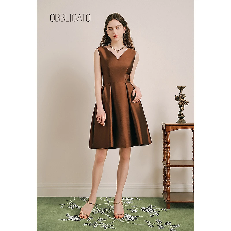 OBBLIGATO奥丽嘉朵秋季1C34305320腰部倒褶设计V领连衣裙