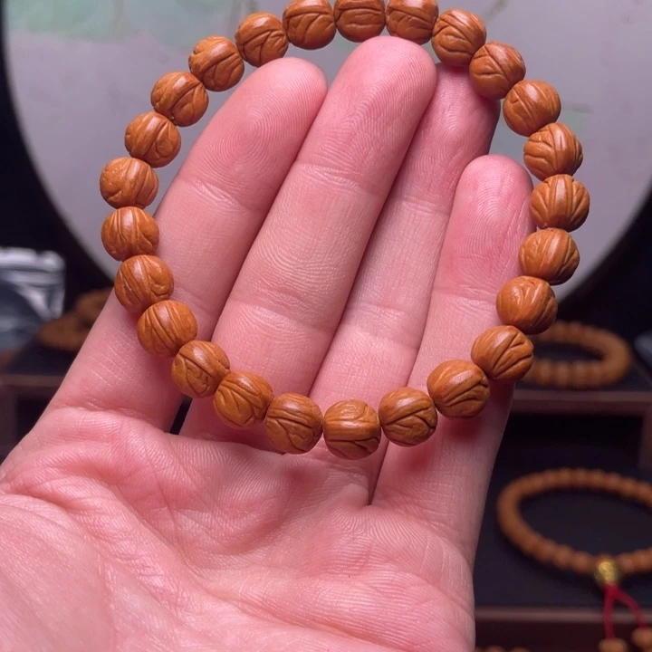 手串桃核9+玉龙脊手串