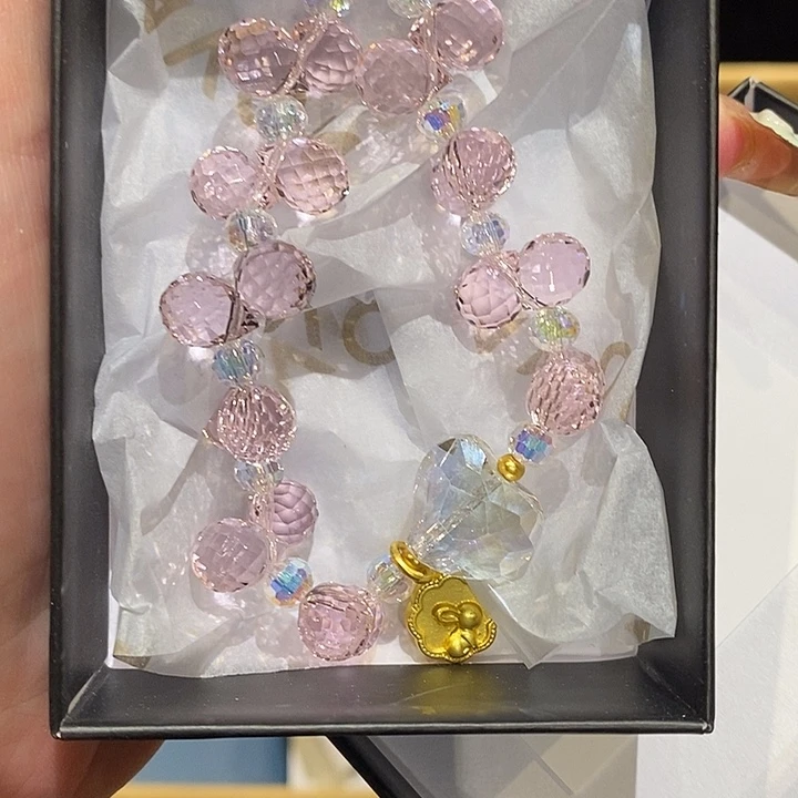 楠***AVON中古饰品香水礼盒装