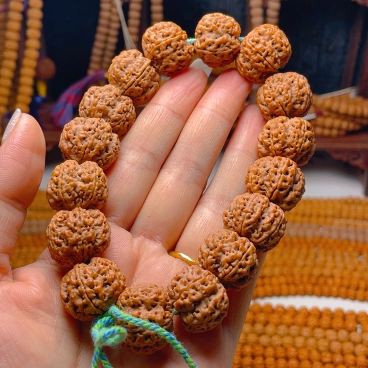 金刚菩提手串蜂王19