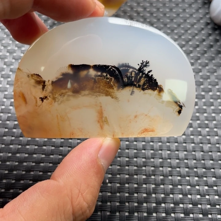未镶嵌颈饰玛瑙/玉髓W****？