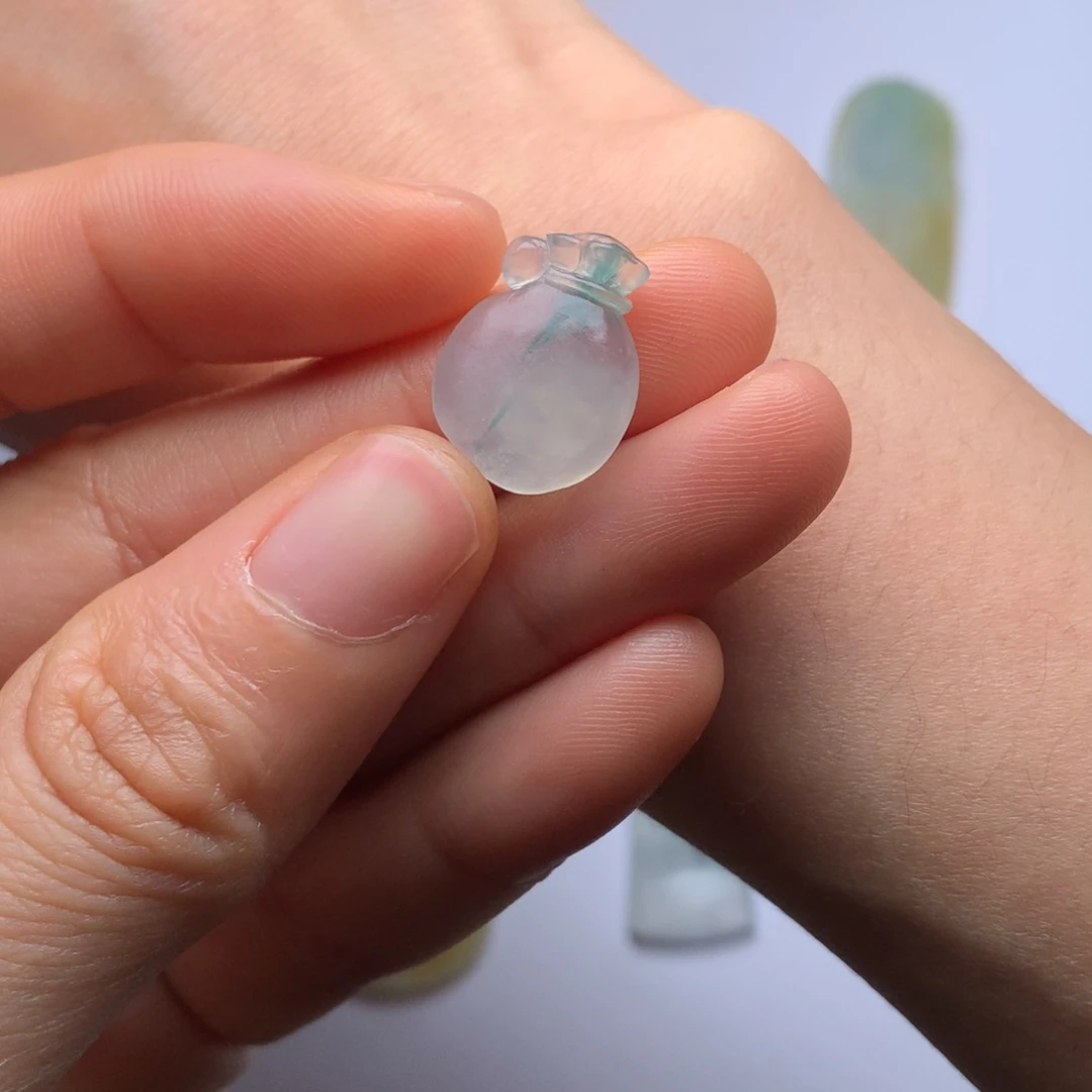 定制翡翠未镶嵌缅甸翡翠A货米袋