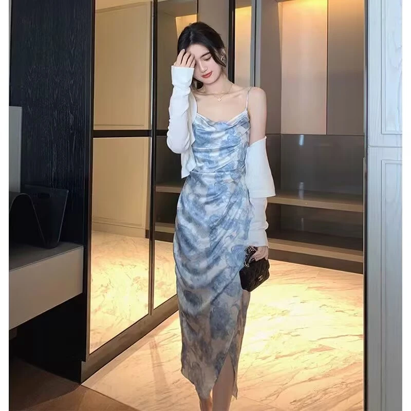 蓝色连衣裙碎花法式吊带裙披肩外穿