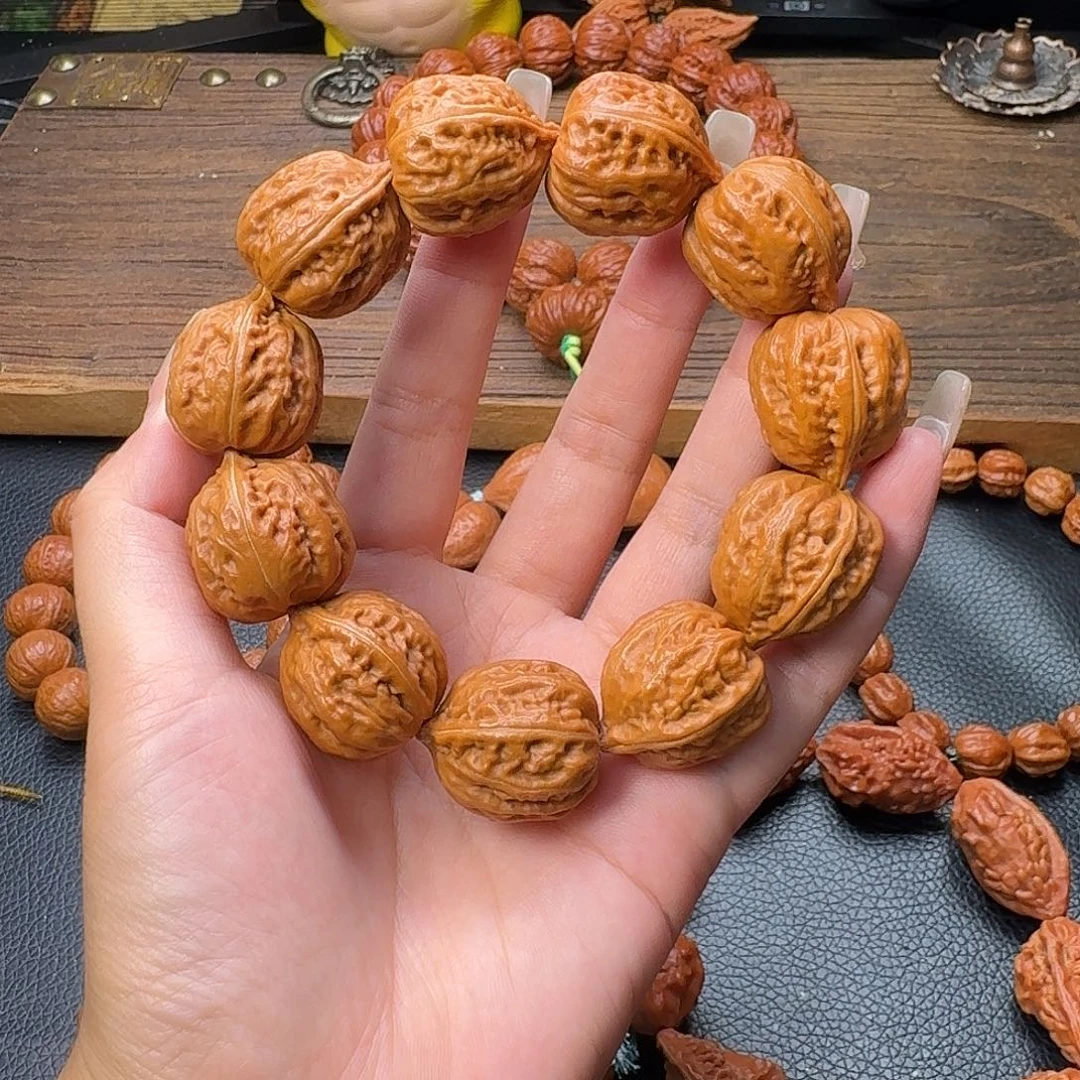桃核手串方蹲八楞手串