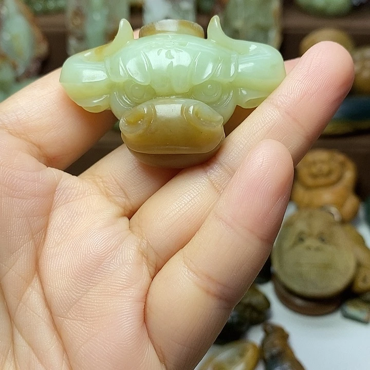 大***散颈饰未镶嵌岫岩老玉（透闪石质玉）