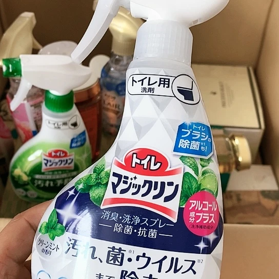 聚鑫中古杂项瓷器如图所示