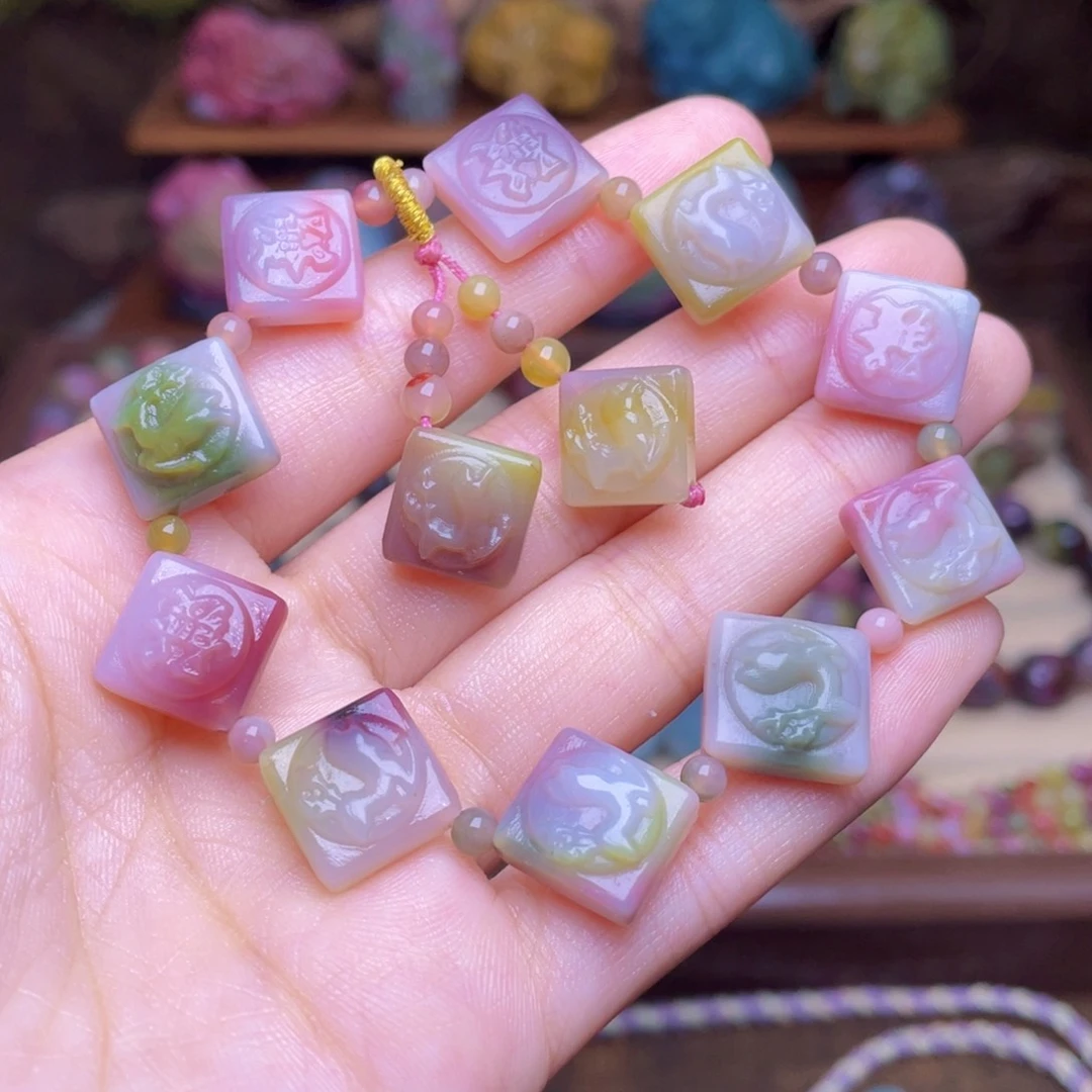 玛瑙/玉髓未镶嵌珠宝半成品盐源玛瑙仙色系炫彩一鹿发