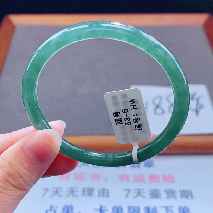 翡翠未镶嵌手镯翡翠手镯9