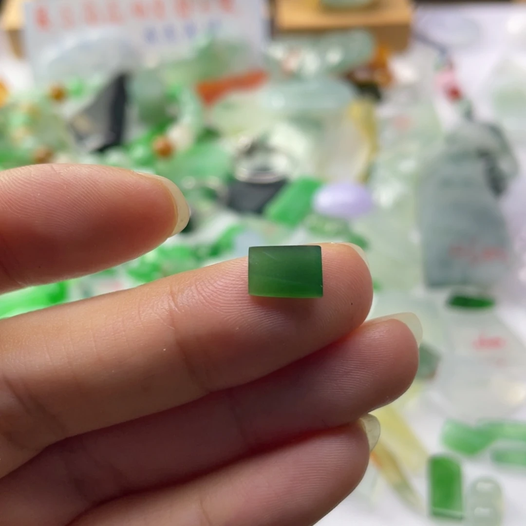 定制翡翠未镶嵌天然缅甸翡翠