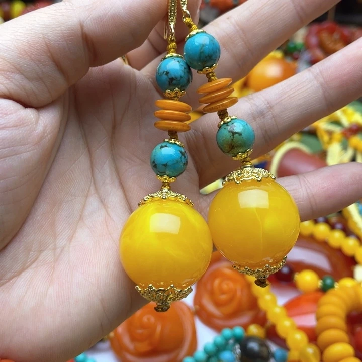 树脂制品b****y65号设计款耳坠