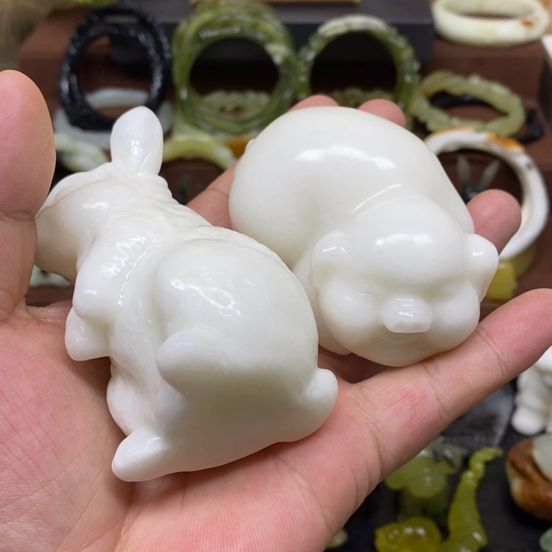 蛇纹石玉吊坠(不含链)未镶嵌皓****方