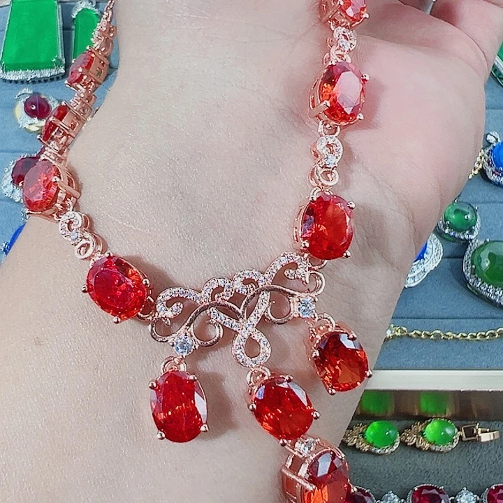 钨金红宝蓝宝满钻镶嵌大宝贝