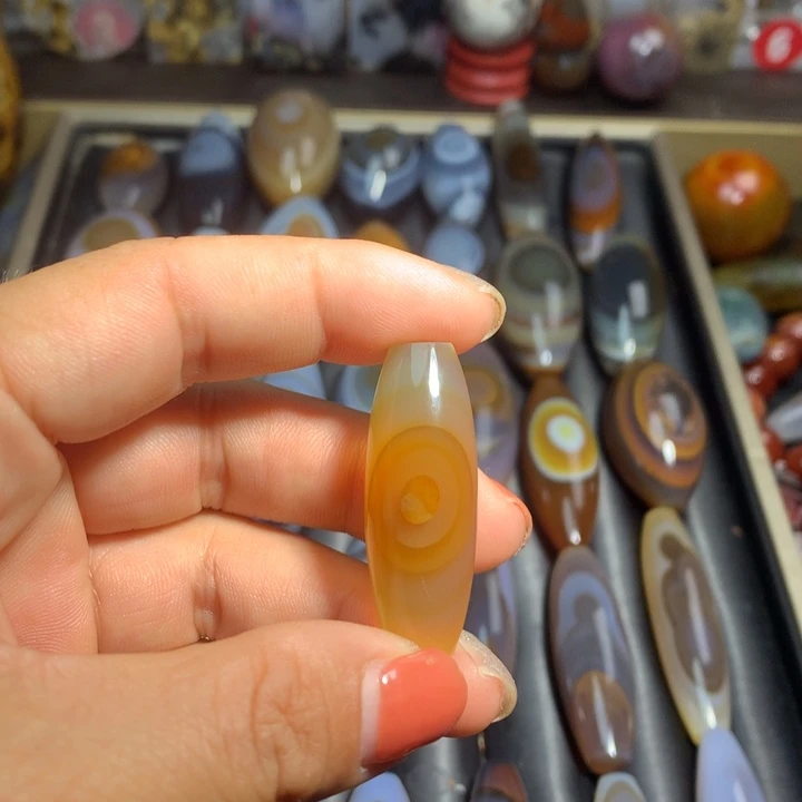 玛瑙/玉髓颈饰未镶嵌吊坠