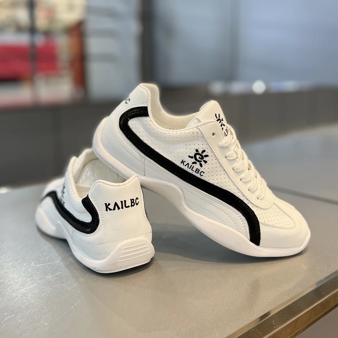 巴黎『DMXUXM』新品好物~力荐！时尚简约运动个性透气耐磨休闲板鞋男