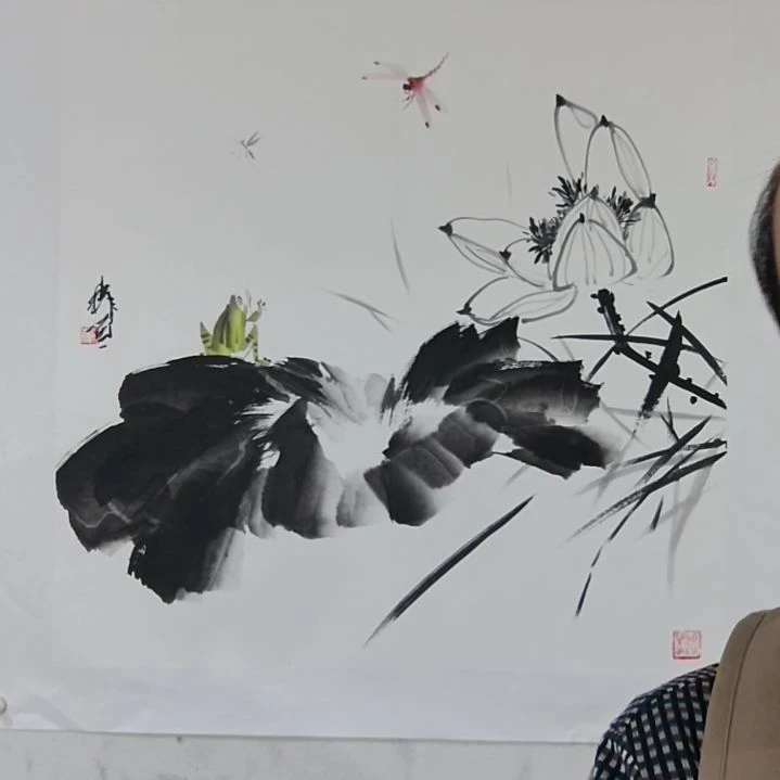 带灯款国画荷花 装饰佳品